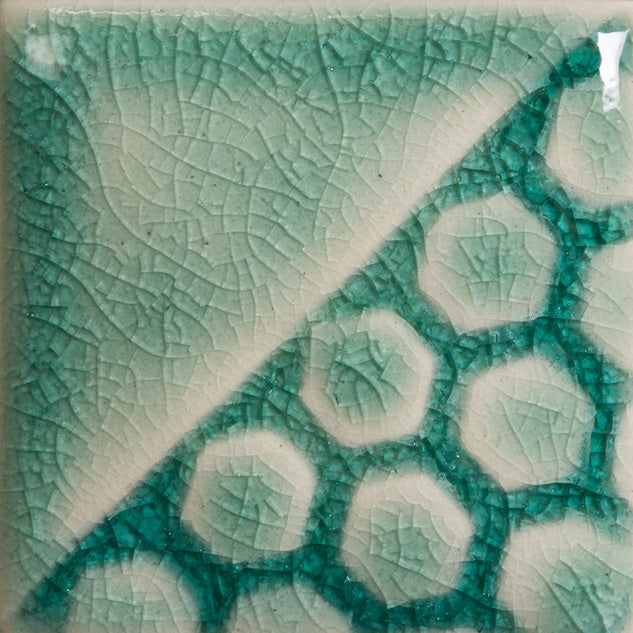 CC108-Transparent Crackle 108 China Sea